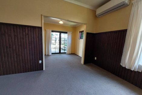 Photo of property in 29 Paynters Avenue, Strandon, New Plymouth, 4312