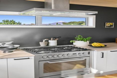 Photo of property in 91 Paynters Avenue, Strandon, New Plymouth, 4312