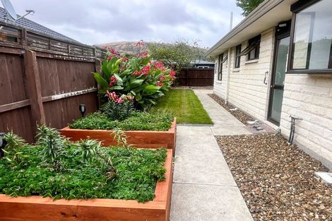 Photo of property in 31 Laing Crescent, Heathcote Valley, Christchurch, 8022