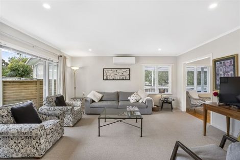 Photo of property in 1/58 Karaka Street, Takapuna, Auckland, 0622