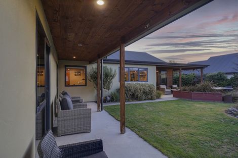 Photo of property in 5 Castalia Drive, Lake Hayes, Queenstown, 9304