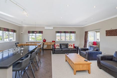 Photo of property in 2a Poplar Street, Whitianga, 3510