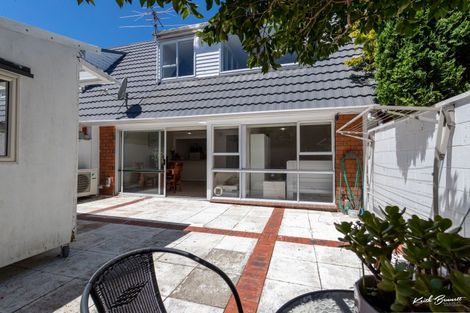 Photo of property in 8b Wai-iti Crescent, Woburn, Lower Hutt, 5010