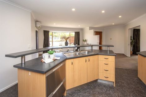 Photo of property in 71 Broadhaven Avenue, Parklands, Christchurch, 8083