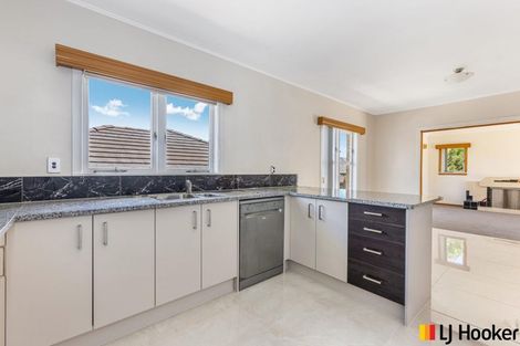 Photo of property in 61 Halver Road, Hillpark, Auckland, 2102