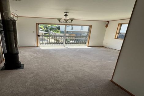 Photo of property in 42b Hogans Road, Glenfield, Auckland, 0629