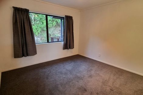 Photo of property in 2/31 Camellia Terrace, Maungaraki, Lower Hutt, 5010