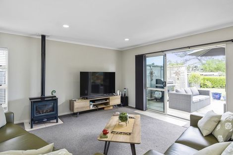 Photo of property in 51 Gawler Street, Te Horo Beach, Otaki, 5581