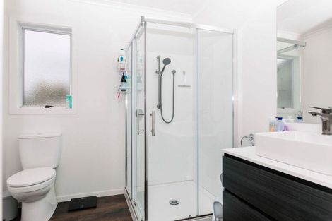 Photo of property in 10 Carlson Street, Dannevirke, 4930