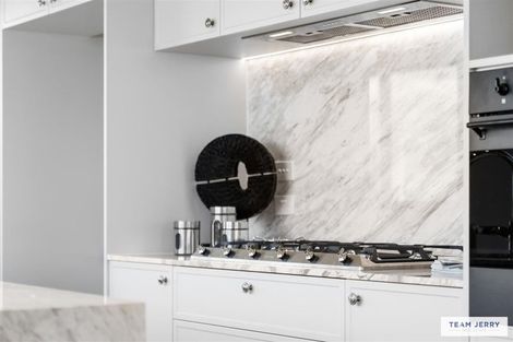 Photo of property in 37 Maungakaraka Road, Karaka, 2580