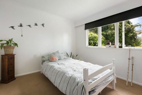 Photo of property in 11 Roretana Drive, Athenree, Katikati, 3177