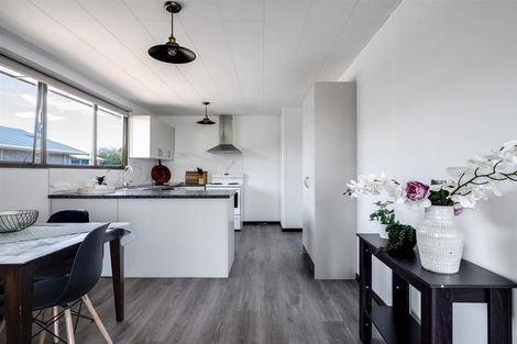 Photo of property in 8a Queenspark Drive, Parklands, Christchurch, 8083