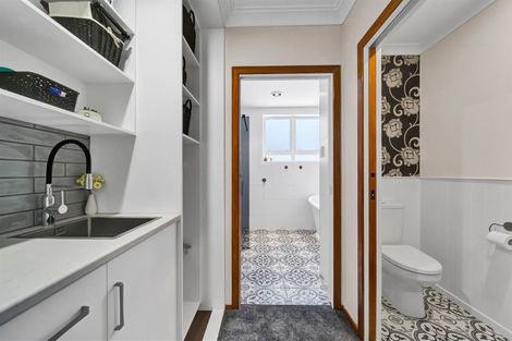 Photo of property in 79 Argyle Street, Hawera, 4610