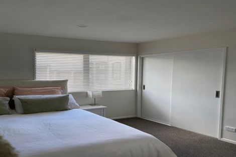 Photo of property in 22 Jabuka Street, Glen Eden, Auckland, 0602