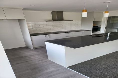 Photo of property in 6 Kohekohe Drive, Owhata, Rotorua, 3010