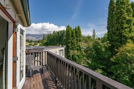 Photo of property in 111 Mcdonnell Road, Arrowtown, 9302