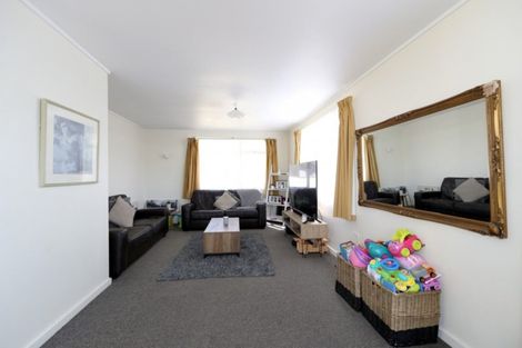 Photo of property in 9 Currie Street, Greenmeadows, Napier, 4112