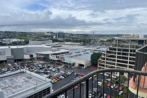 Photo of property in The Rennaissance, 15i/18 Ronwood Avenue, Manukau, Auckland, 2104