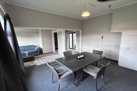 Photo of property in 21 Ongo Road, Hunterville, 4730