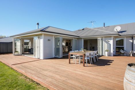 Photo of property in 3 White Hart Lane, Mosgiel, 9024