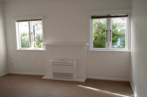 Photo of property in 27-29 Guys Hill Road, Hospital Hill, Napier, 4110