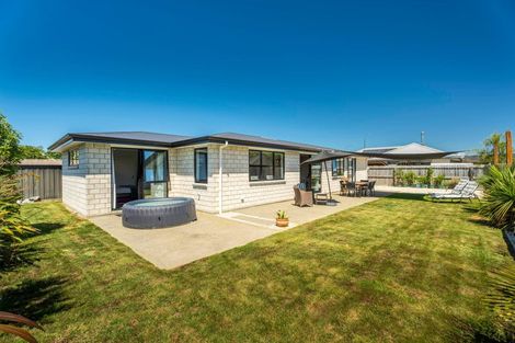 Photo of property in 20 Paretona Street, Motueka, 7120