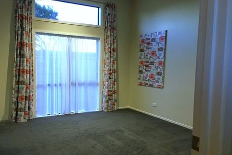 Photo of property in 240 Estuary Road, South New Brighton, Christchurch, 8062