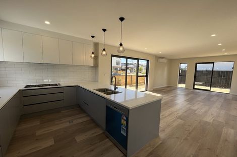 Photo of property in 64 Podgora Avenue, Huapai, Kumeu, 0810