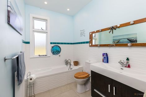 Photo of property in 19 Mount John Road, Waimate, 7977