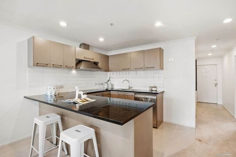 Photo of property in 701/26 Remuera Road, Newmarket, Auckland, 1050