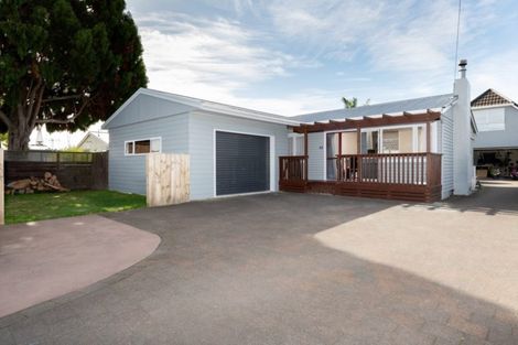 Photo of property in 37a Queen Road, Bellevue, Tauranga, 3110