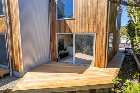 Photo of property in 1a Nikau Grove, Woburn, Lower Hutt, 5010