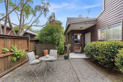 Photo of property in 30 Lastel Place, Shelly Park, Auckland, 2014