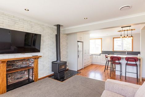 Photo of property in 20 Milton Street, Roslyn, Palmerston North, 4414