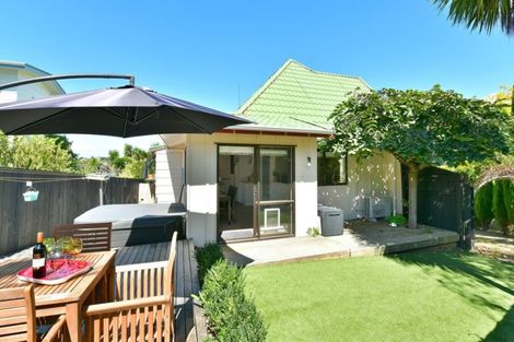Photo of property in 53a Swann Beach Road, Stanmore Bay, Whangaparaoa, 0932