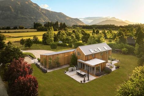 Photo of property in 10 Ellen Johnson Terrace, Lake Hayes, Queenstown, 9371