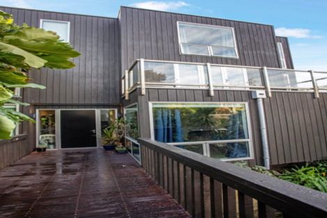 Photo of property in 25a Bayview Place, Cass Bay, Lyttelton, 8082