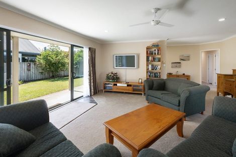 Photo of property in 6 Papaunahi Road, Bowentown, Waihi Beach, 3177