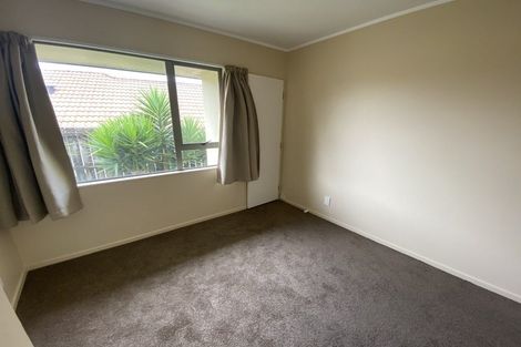 Photo of property in 12 Cretian Crescent, Henderson, Auckland, 0612