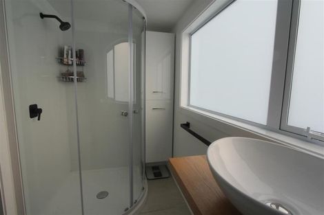 Photo of property in 5 Jacaranda Grove, Maungaraki, Lower Hutt, 5010