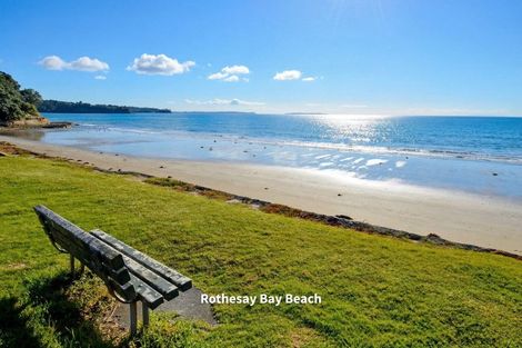 Photo of property in 1/22 Sandown Road, Rothesay Bay, Auckland, 0630