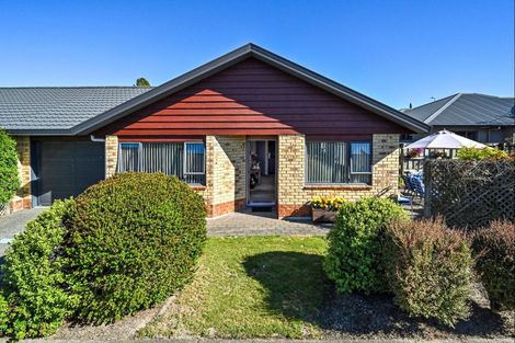Photo of property in Parkvale Estate, 1232/8 Howard Street, Parkvale, Hastings, 4122