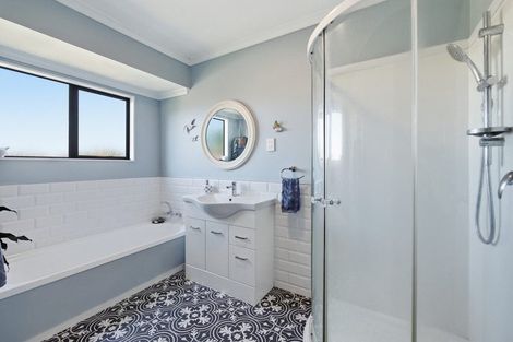 Photo of property in 118 Haukore Street, Hairini, Tauranga, 3112