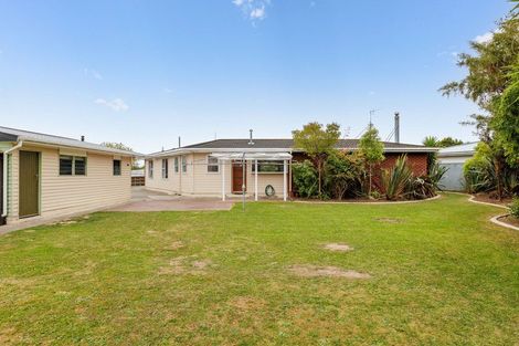Photo of property in 30 Battersea Place, Roslyn, Palmerston North, 4414