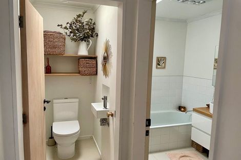 Photo of property in 71a Percy Dyett Drive, Karori, Wellington, 6012