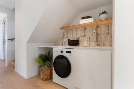 Photo of property in 2a Andrew Street, Waimate, 7924