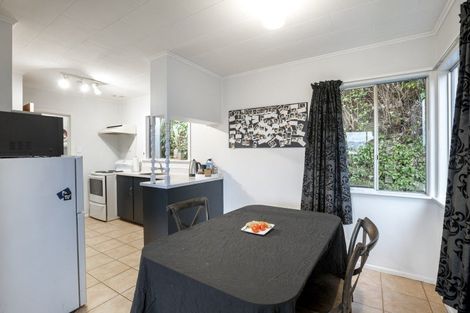 Photo of property in 165 Miromiro Road, Normandale, Lower Hutt, 5010