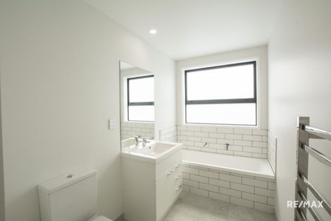 Photo of property in 43 Kotiate Street, Papamoa Beach, Papamoa, 3118