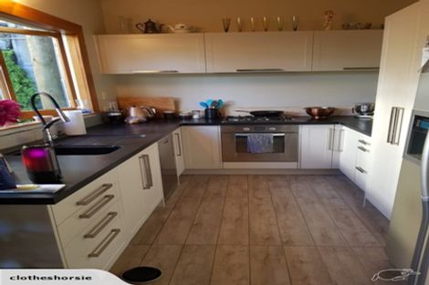 Photo of property in 520 Shakespeare Terrace, Bluff Hill, Napier, 4110