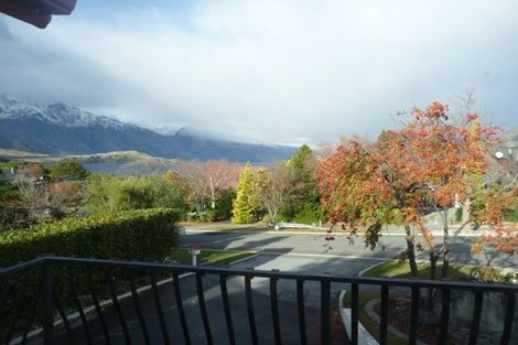 Photo of property in 49 Cedar Drive, Kelvin Heights, Queenstown, 9300